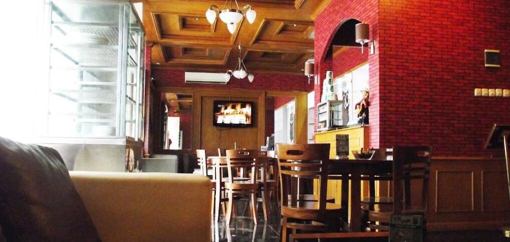 万隆 金花饭店酒店 外观 照片